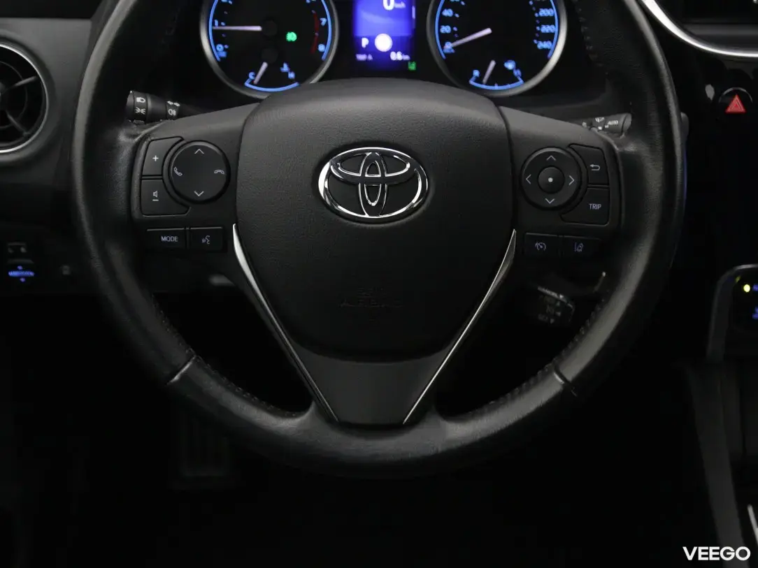 Toyota Corolla 1.6 97kW