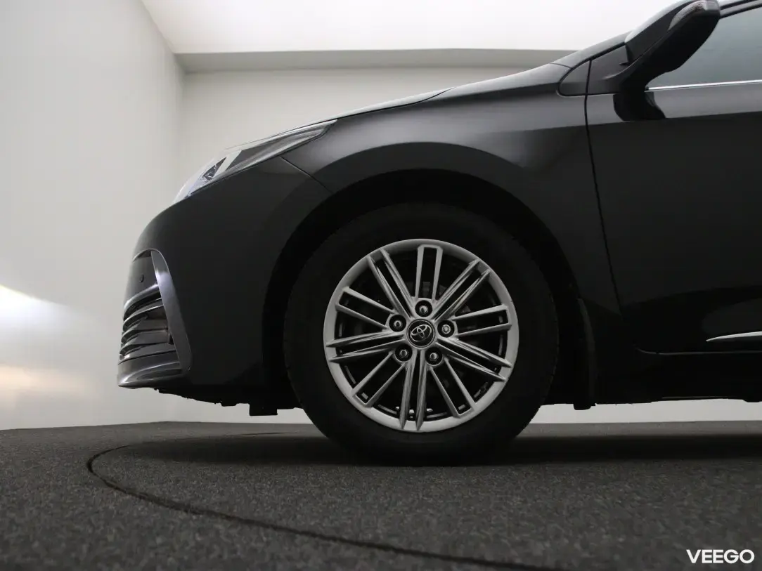 Toyota Corolla 1.6 97kW