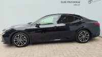 Toyota Camry 137kW thumbnail