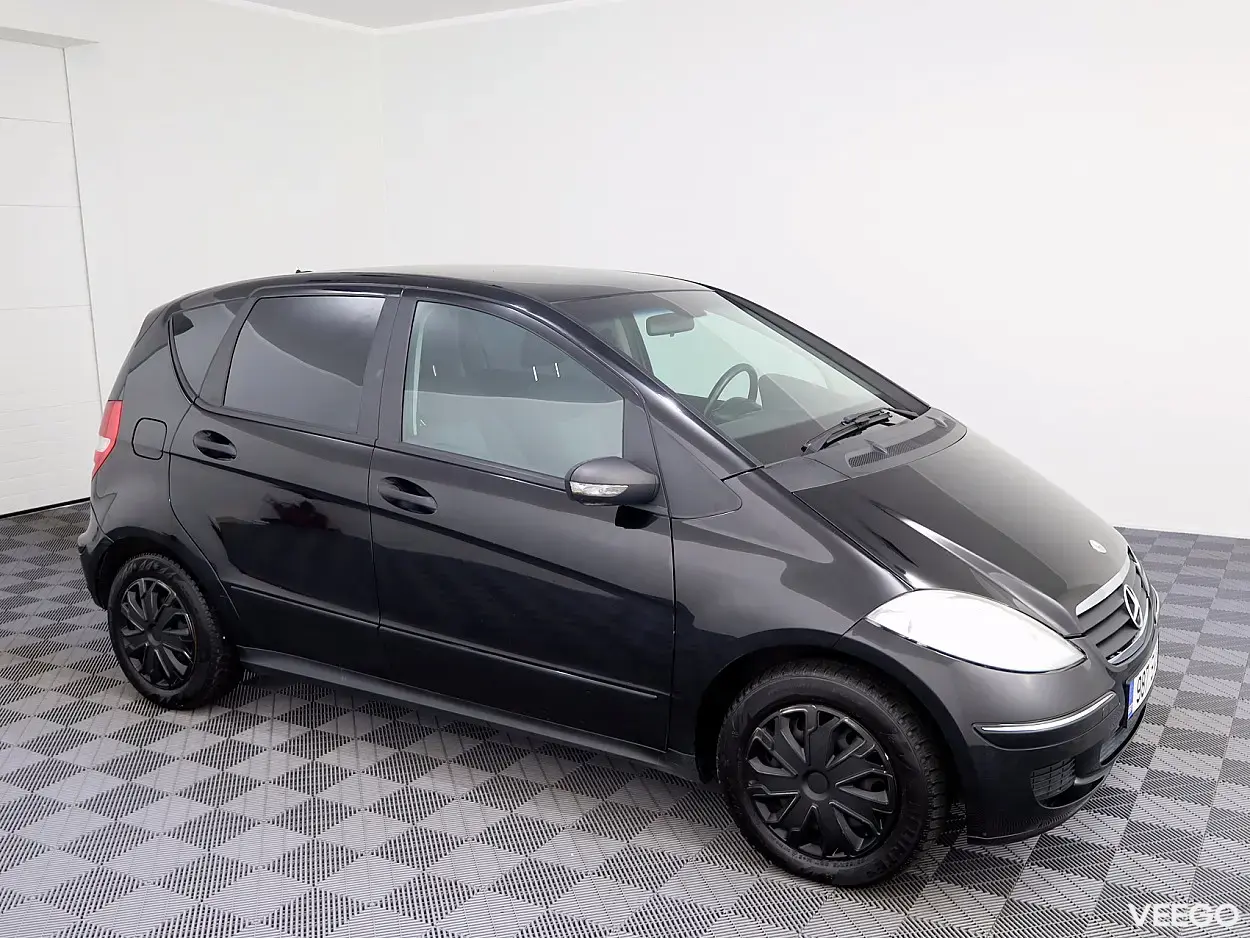 Mercedes-Benz A150 1.5 70kW