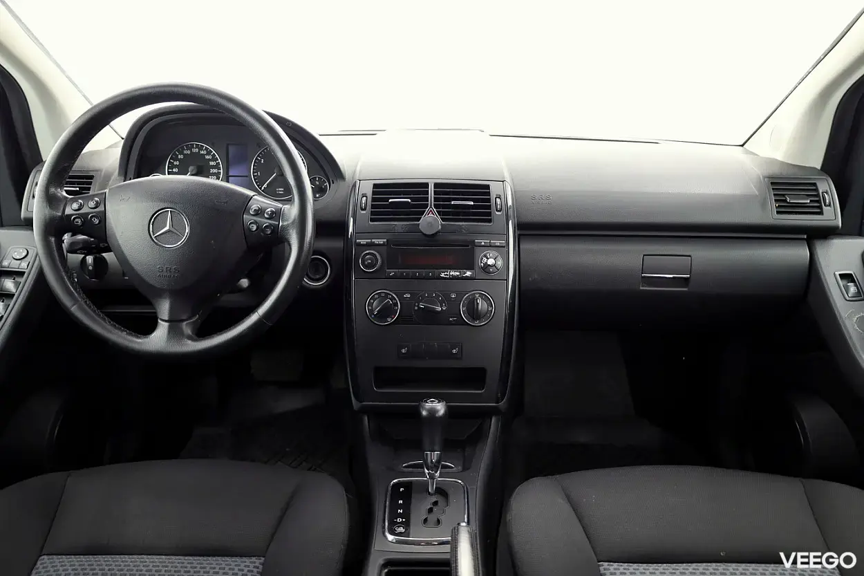 Mercedes-Benz A150 1.5 70kW