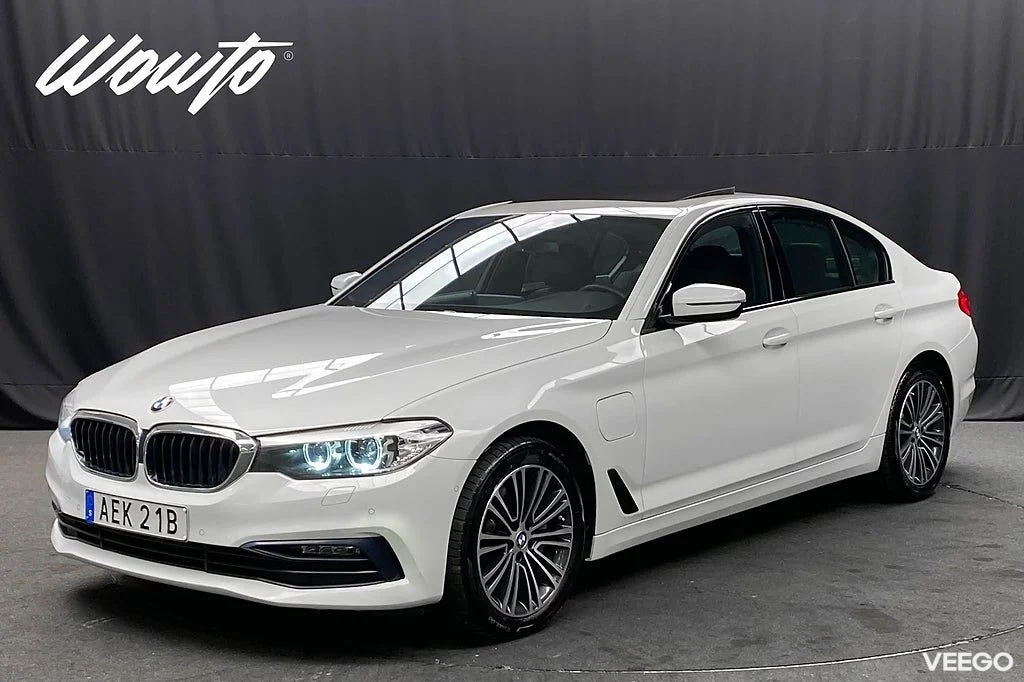 BMW 530 e xDrive iPerformance Sedan 252HK Sport Line /HiFi 185kW
