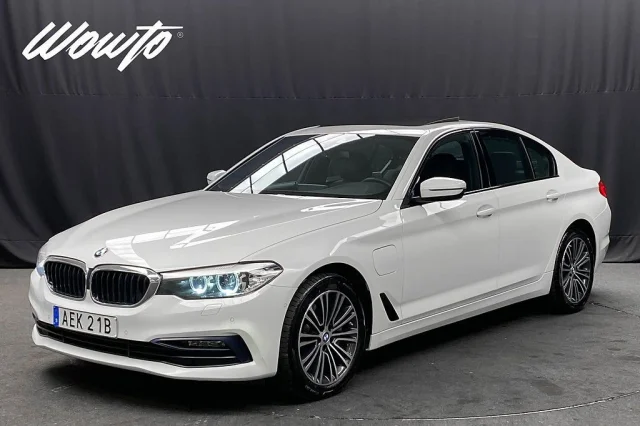 Image of BMW 530 e xDrive iPerformance Sedan 252HK Sport Line /HiFi 185kW