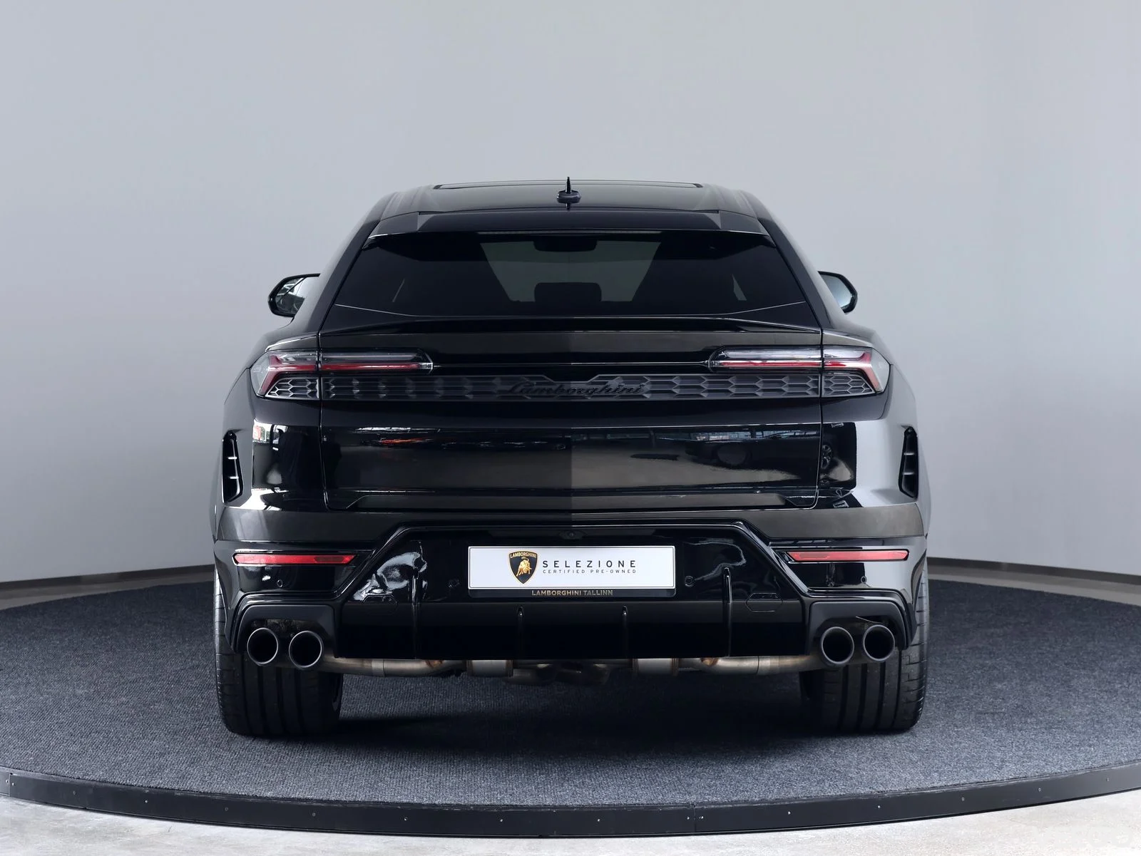 Lamborghini Urus Lamborghini SE 4,0 V8 588kW 8-k. automaat 4 588kW