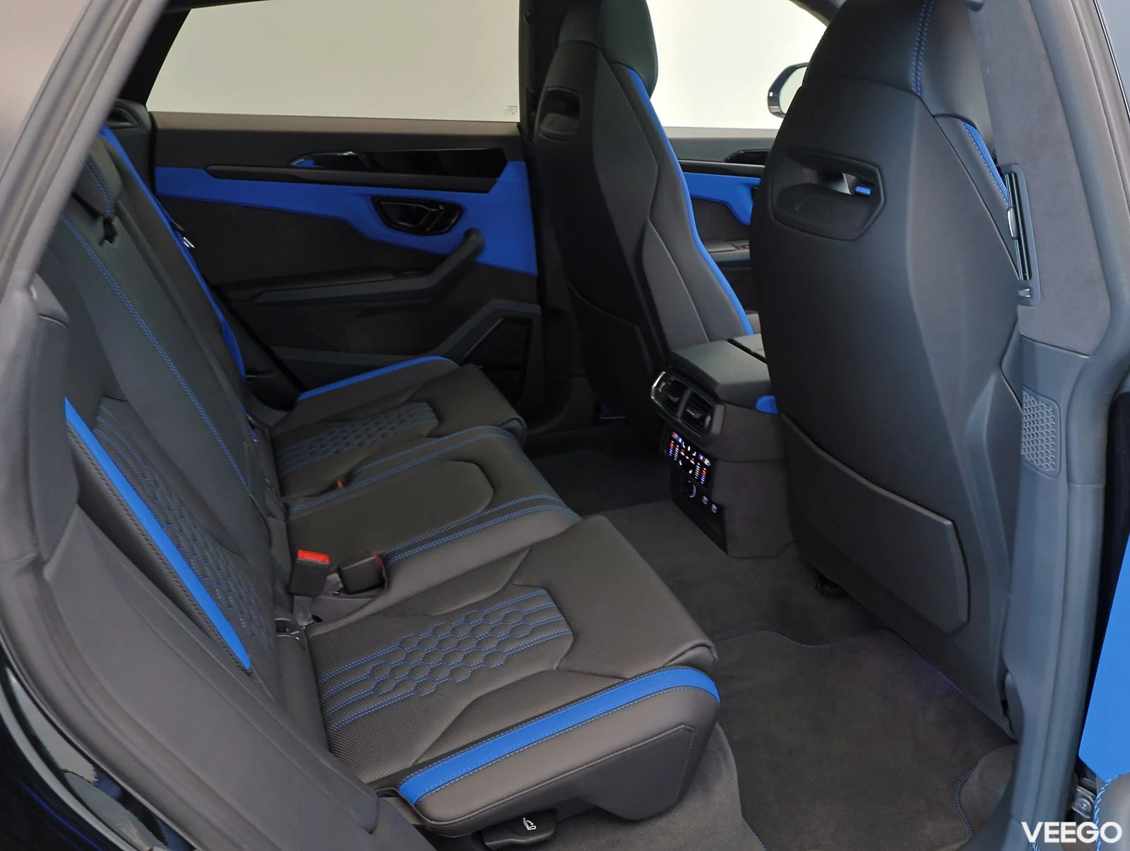 Lamborghini Urus Lamborghini SE 4,0 V8 588kW 8-k. automaat 4 588kW