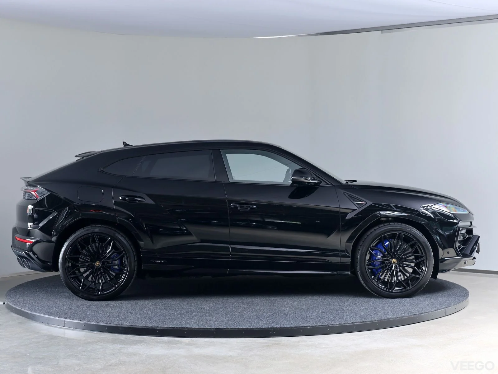 Lamborghini Urus Lamborghini SE 4,0 V8 588kW 8-k. automaat 4 588kW