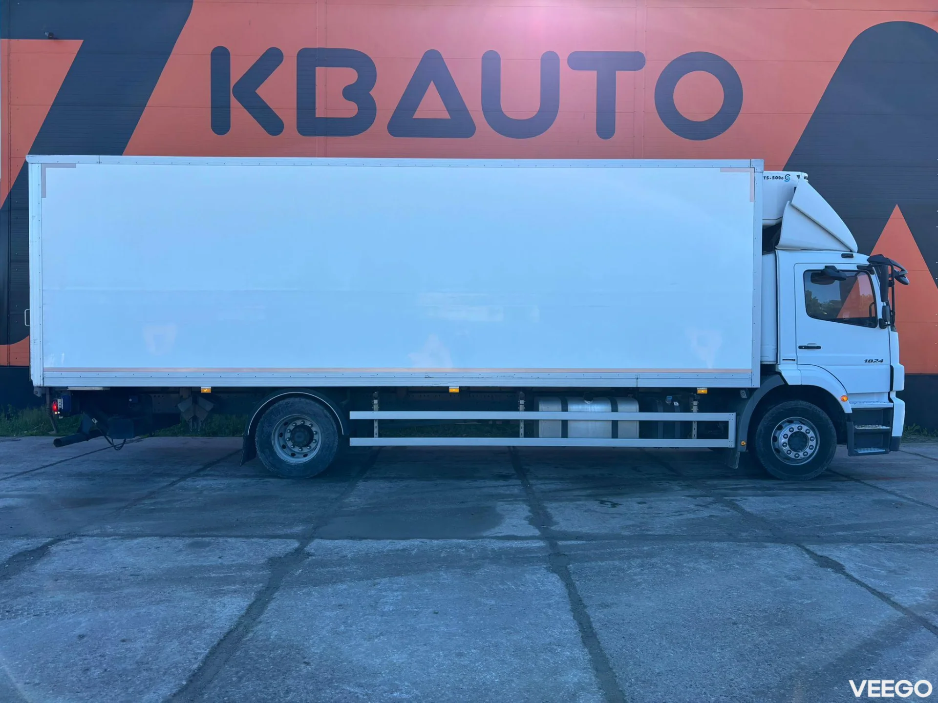 Mercedes-Benz Axor TS-500 / BOX YEAR 2020 / L=8399 mm 240kW