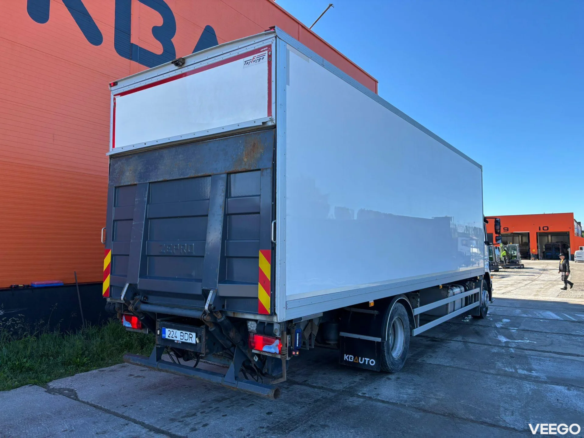 Mercedes-Benz Axor TS-500 / BOX YEAR 2020 / L=8399 mm 240kW