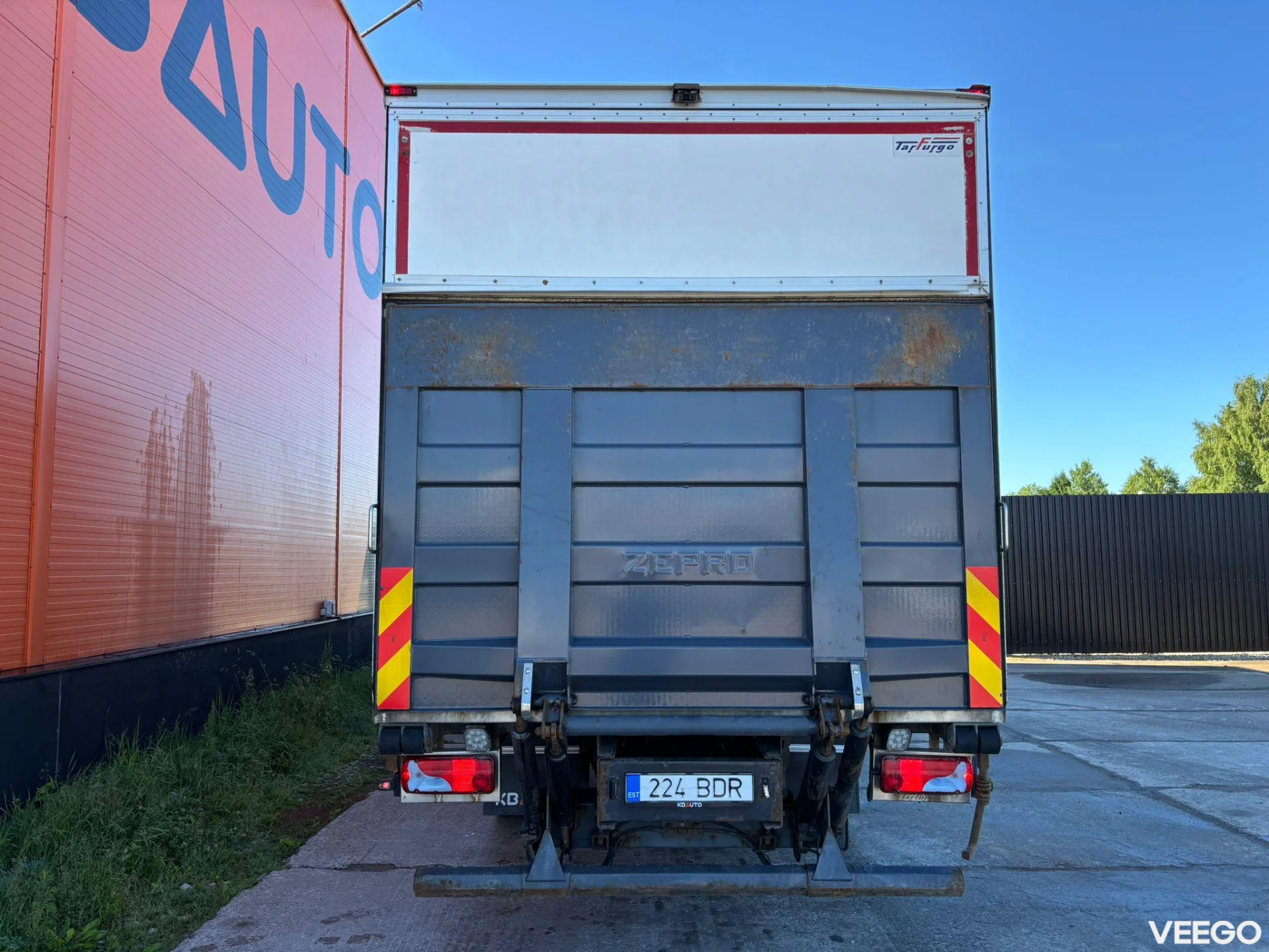Mercedes-Benz Axor TS-500 / BOX YEAR 2020 / L=8399 mm 240kW