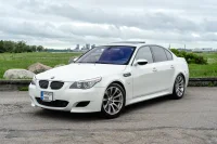 BMW M5 5.0 373kW thumbnail