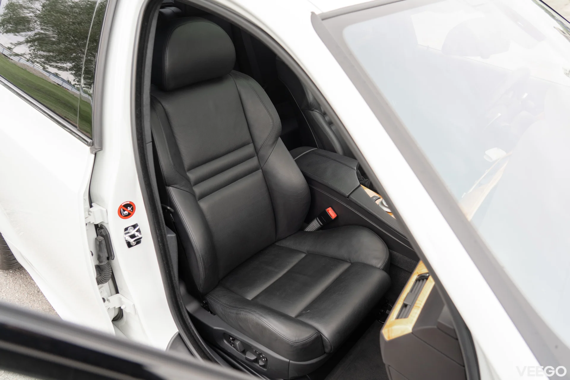 BMW M5 5.0 373kW