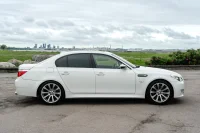 BMW M5 5.0 373kW thumbnail