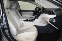 Toyota Camry Luxury Business 2.5 131kW thumbnail