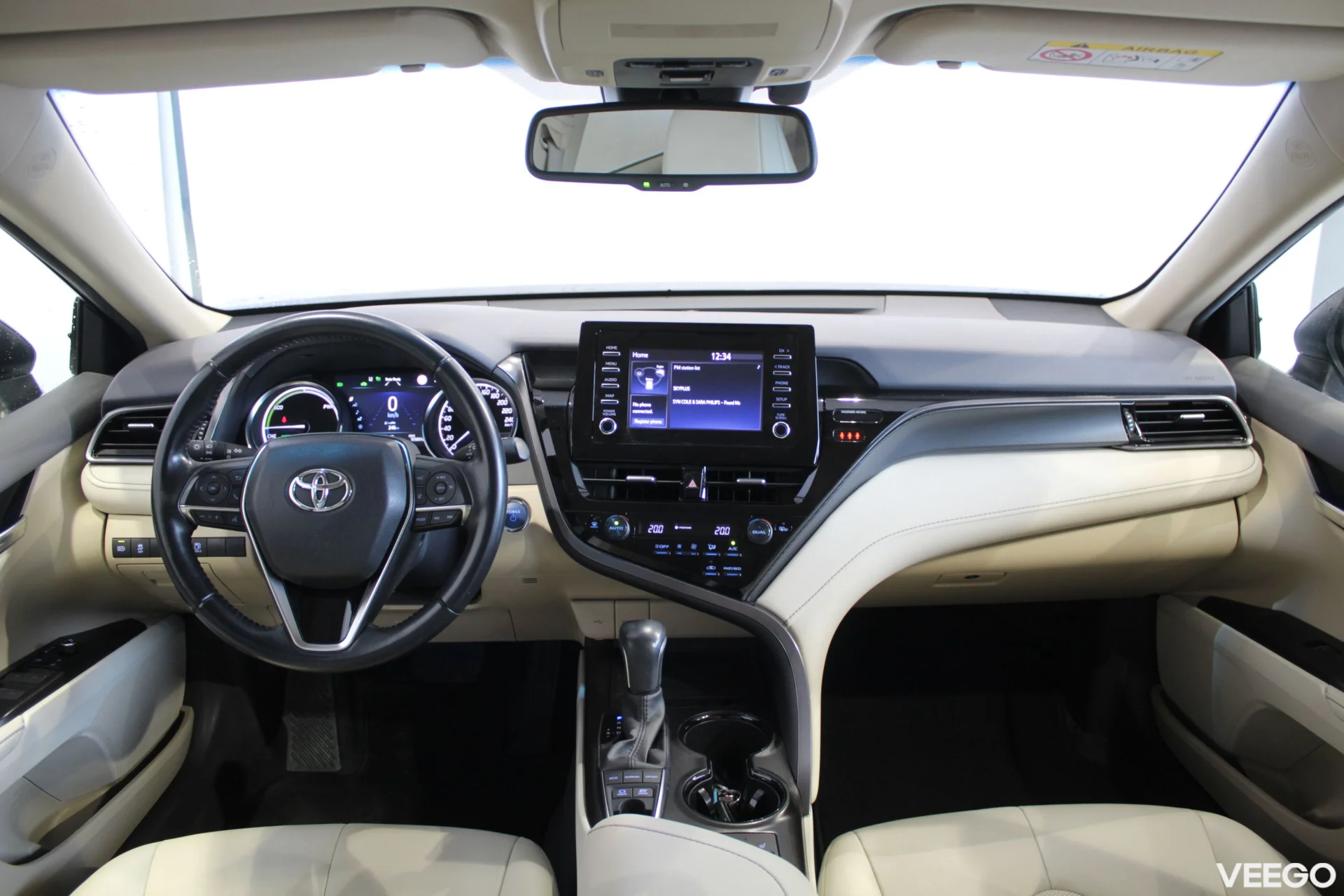 Toyota Camry Luxury Business 2.5 131kW