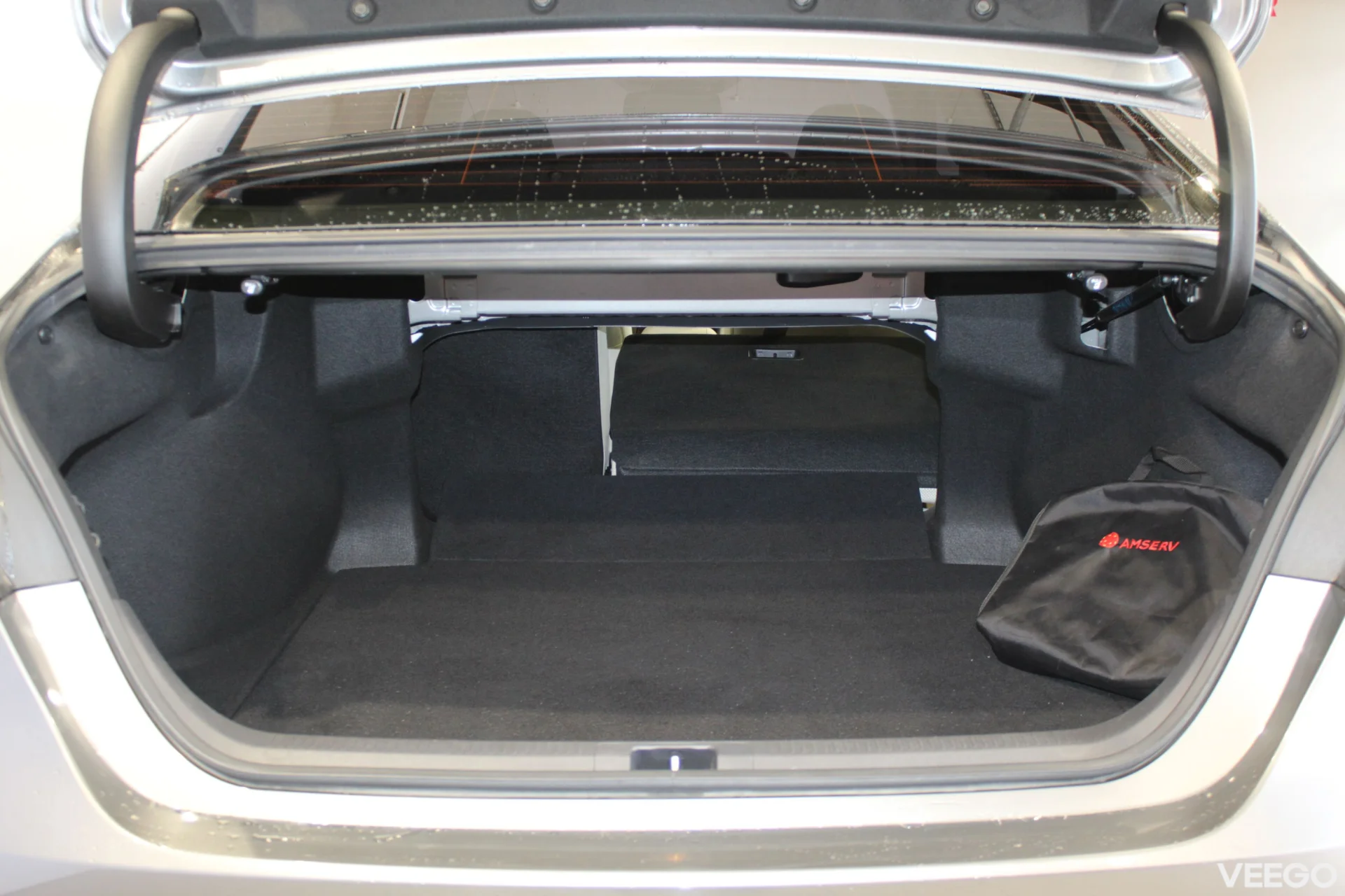 Toyota Camry Luxury Business 2.5 131kW