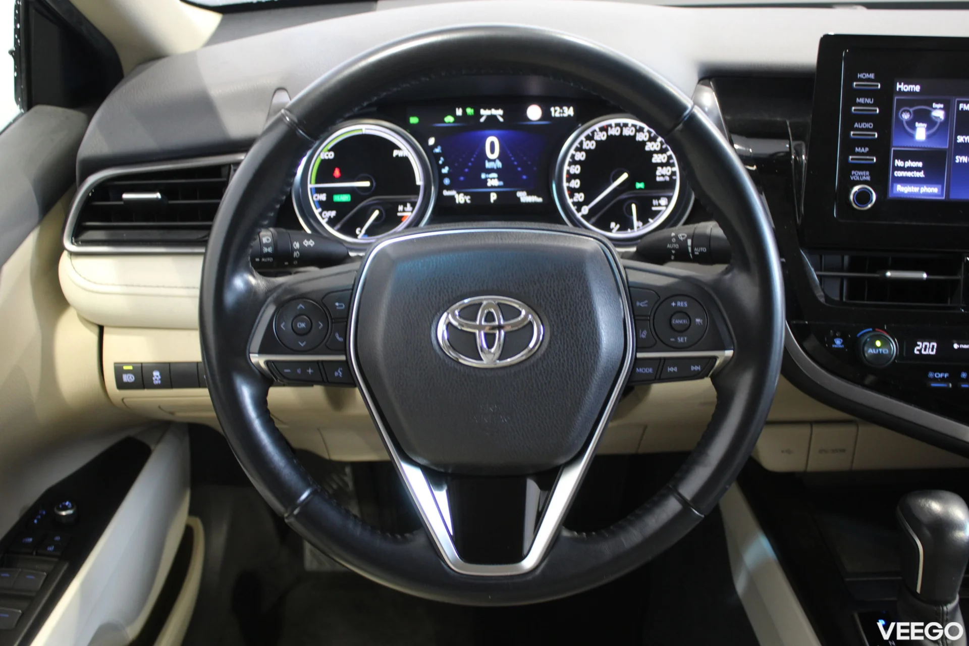 Toyota Camry Luxury Business 2.5 131kW