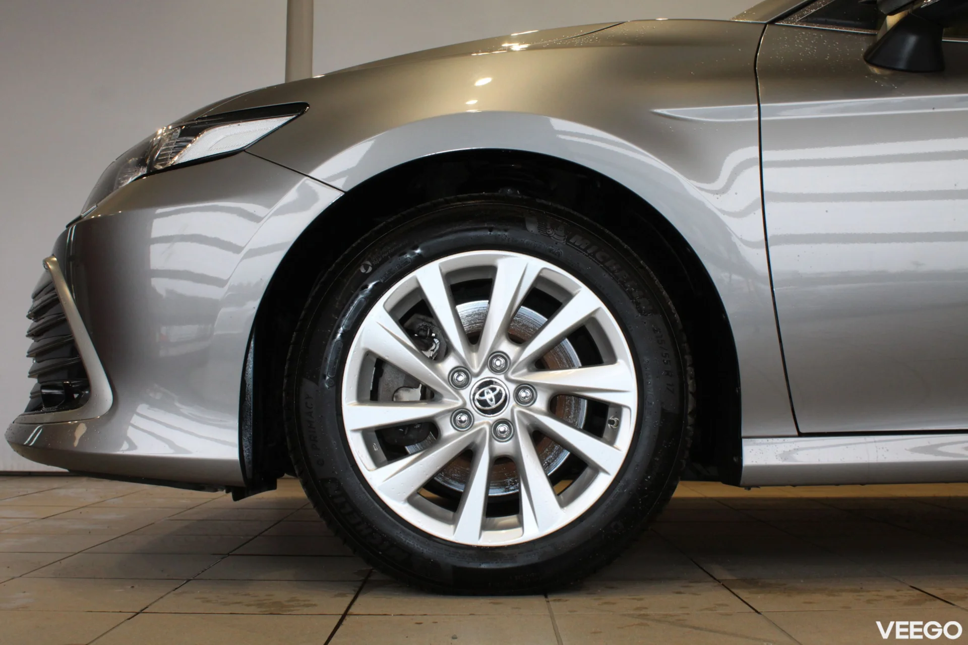 Toyota Camry Luxury Business 2.5 131kW
