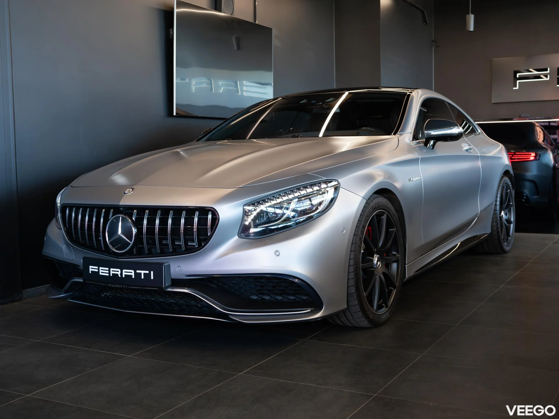 Mercedes-Benz S63 AMG 5.5 430kW