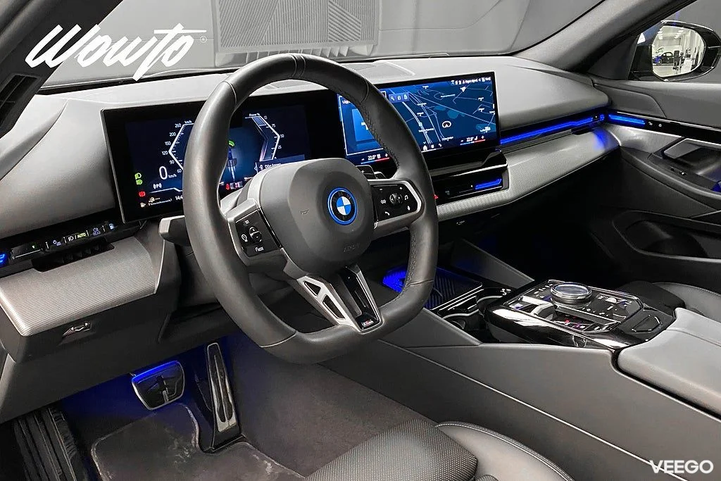 BMW 530 e xDrive Touring 299HK M-Sport /Drag /Navi 220kW