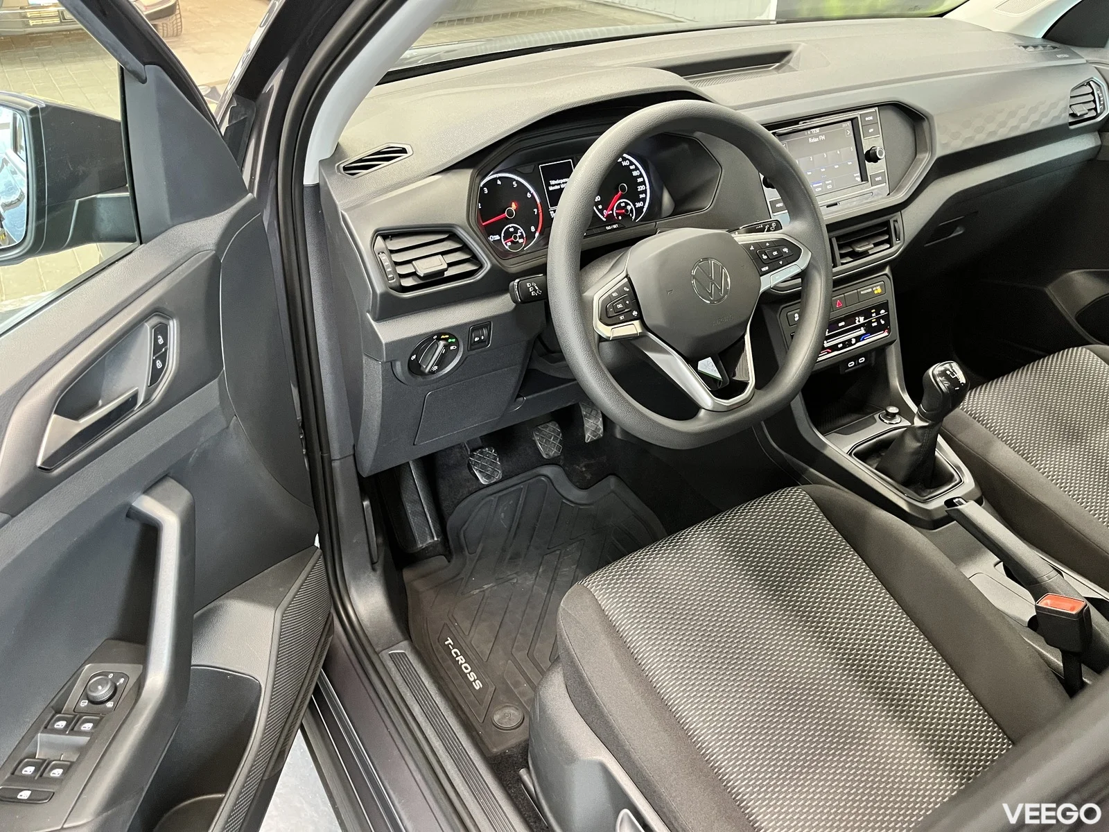 Volkswagen T-Cross 1 70kW
