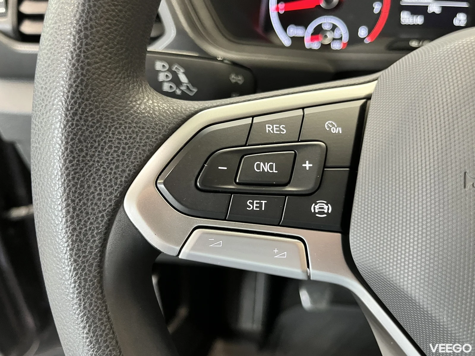 Volkswagen T-Cross 1 70kW