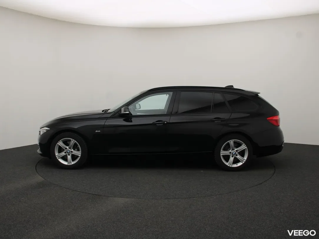 BMW 330 3 190kW