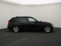 BMW 330 3 190kW thumbnail