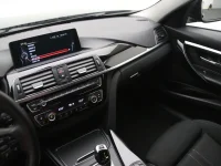 BMW 330 3 190kW thumbnail