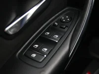 BMW 330 3 190kW thumbnail