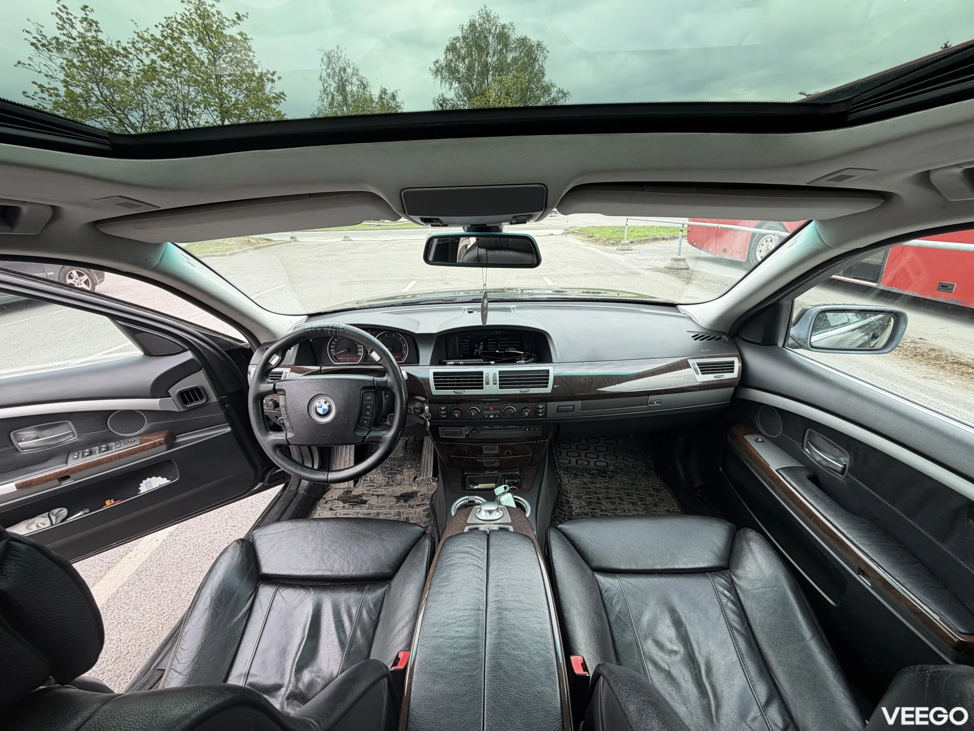 BMW 745 4.4 245kW