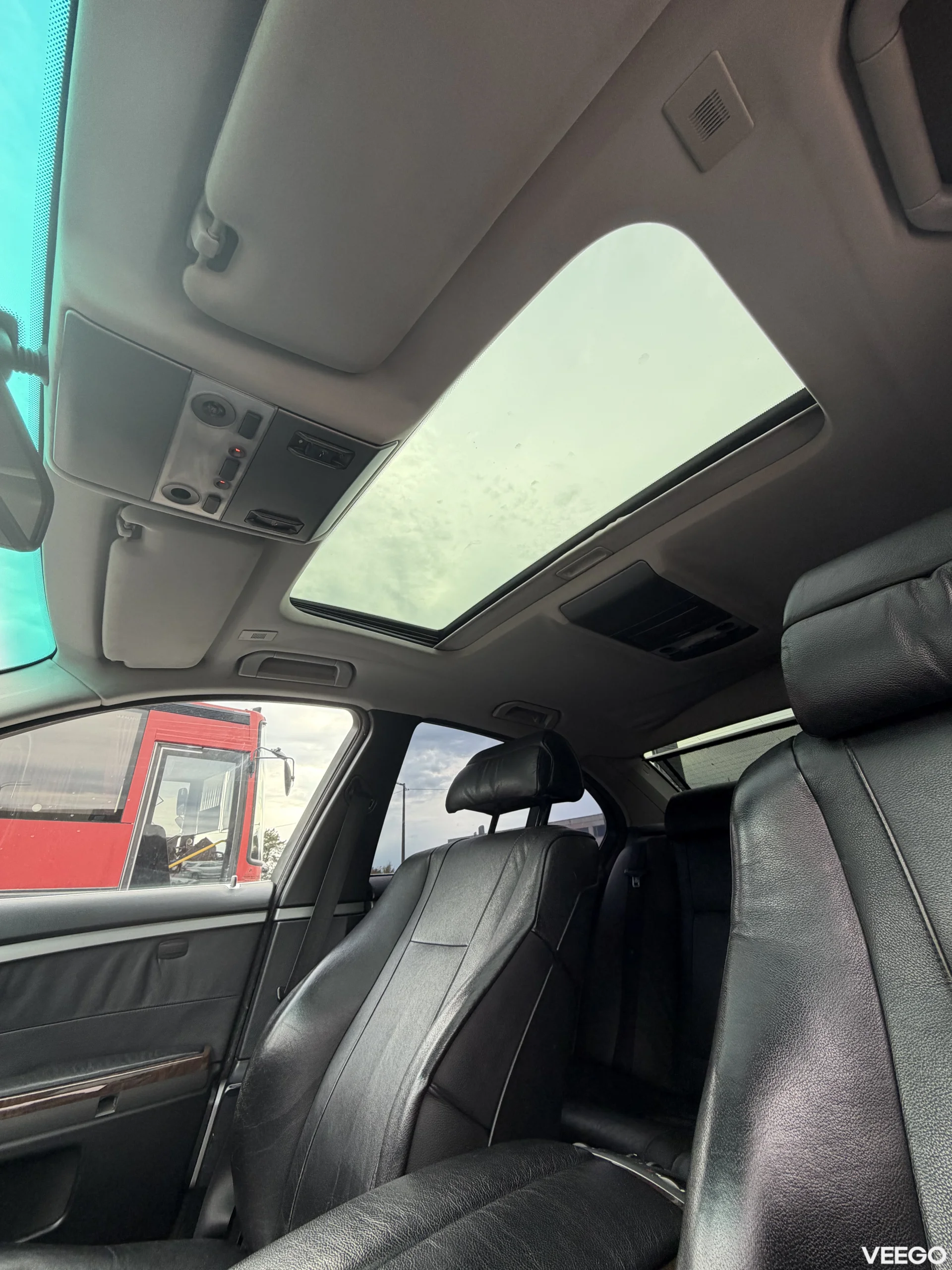 BMW 745 4.4 245kW