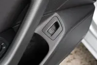 Volkswagen Passat 110kW thumbnail
