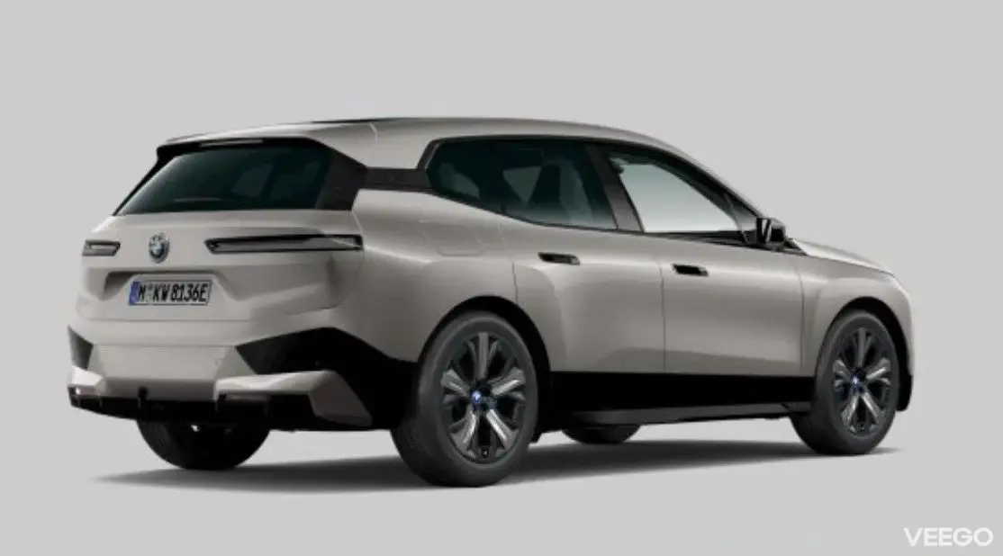 BMW iX Sportpakett 240kW