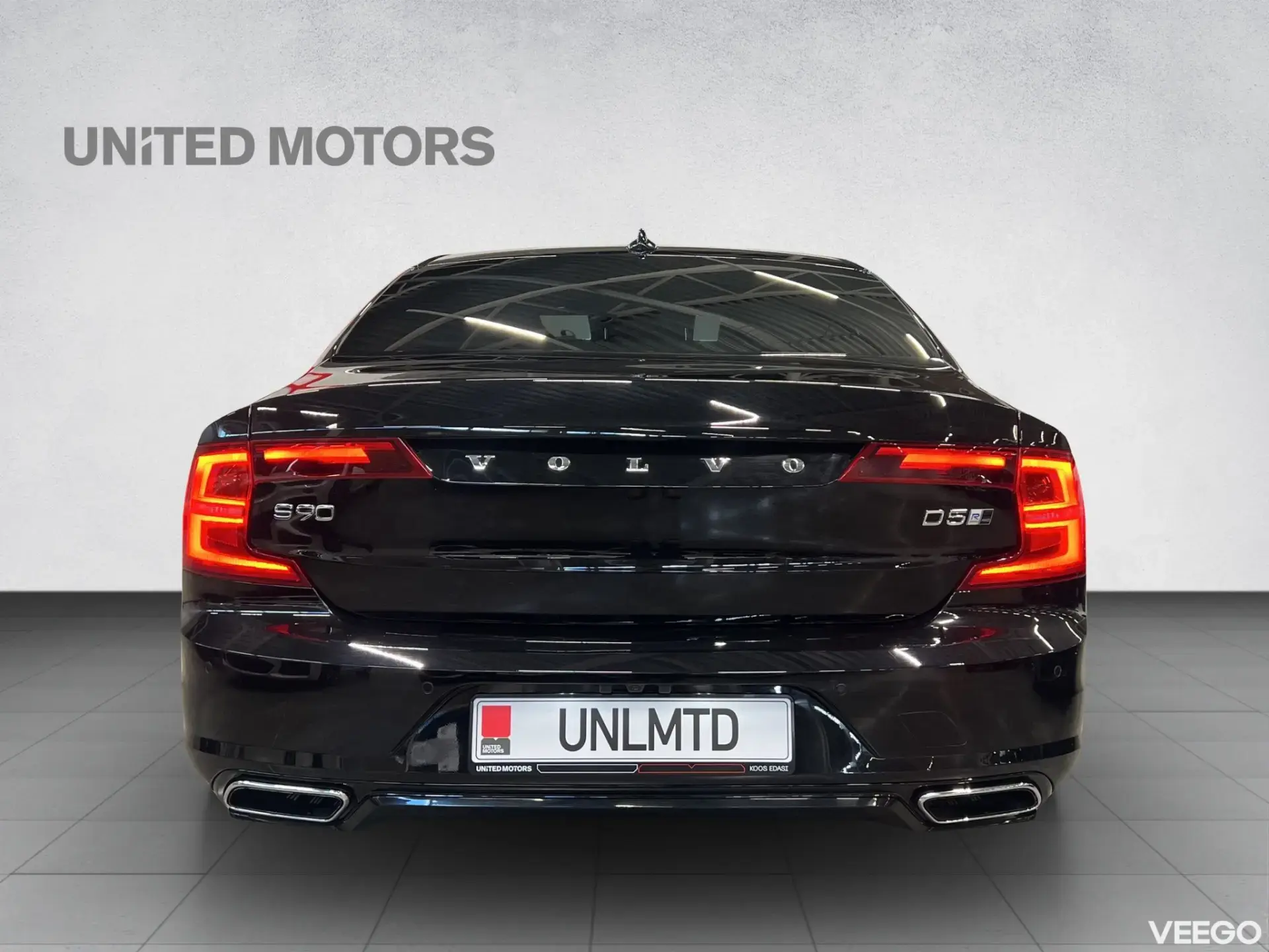 Volvo S90 R-Design 173kW