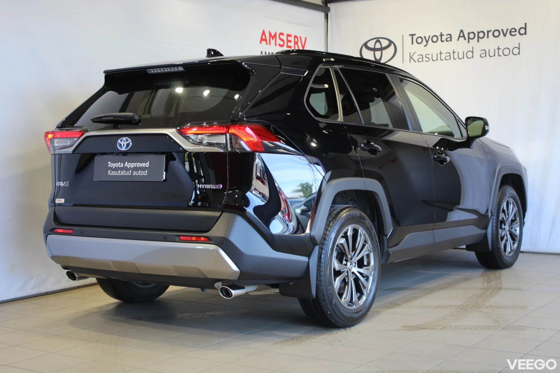 Toyota RAV4 Luxury Plus 2.5 131kW