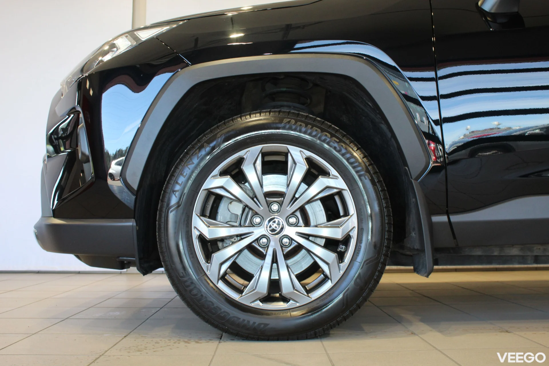 Toyota RAV4 Luxury Plus 2.5 131kW