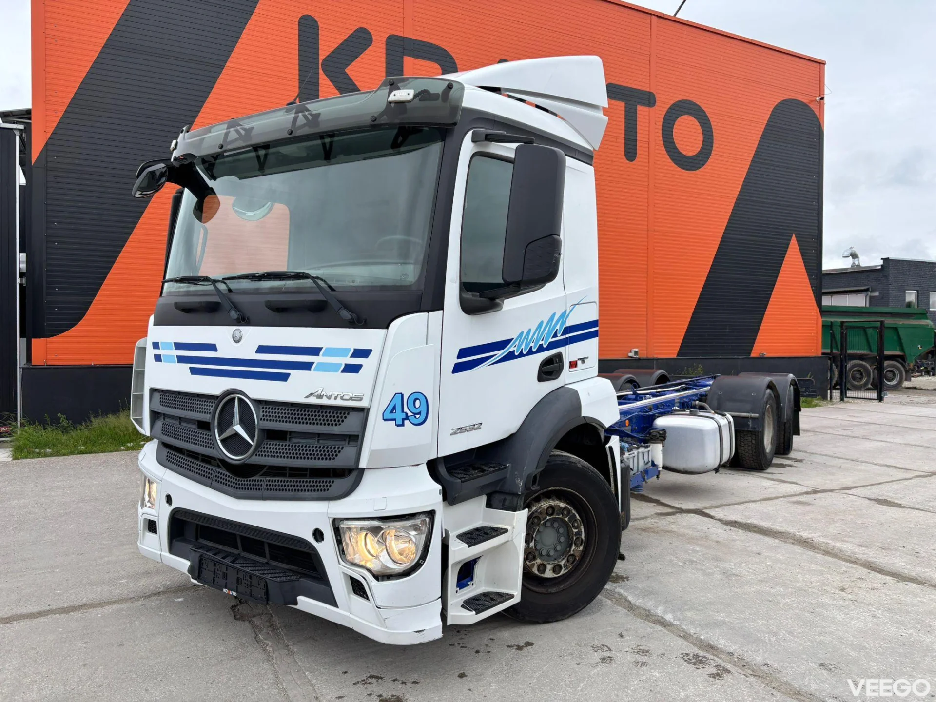Mercedes-Benz Antos CHASSIS L=8792 mm 320kW
