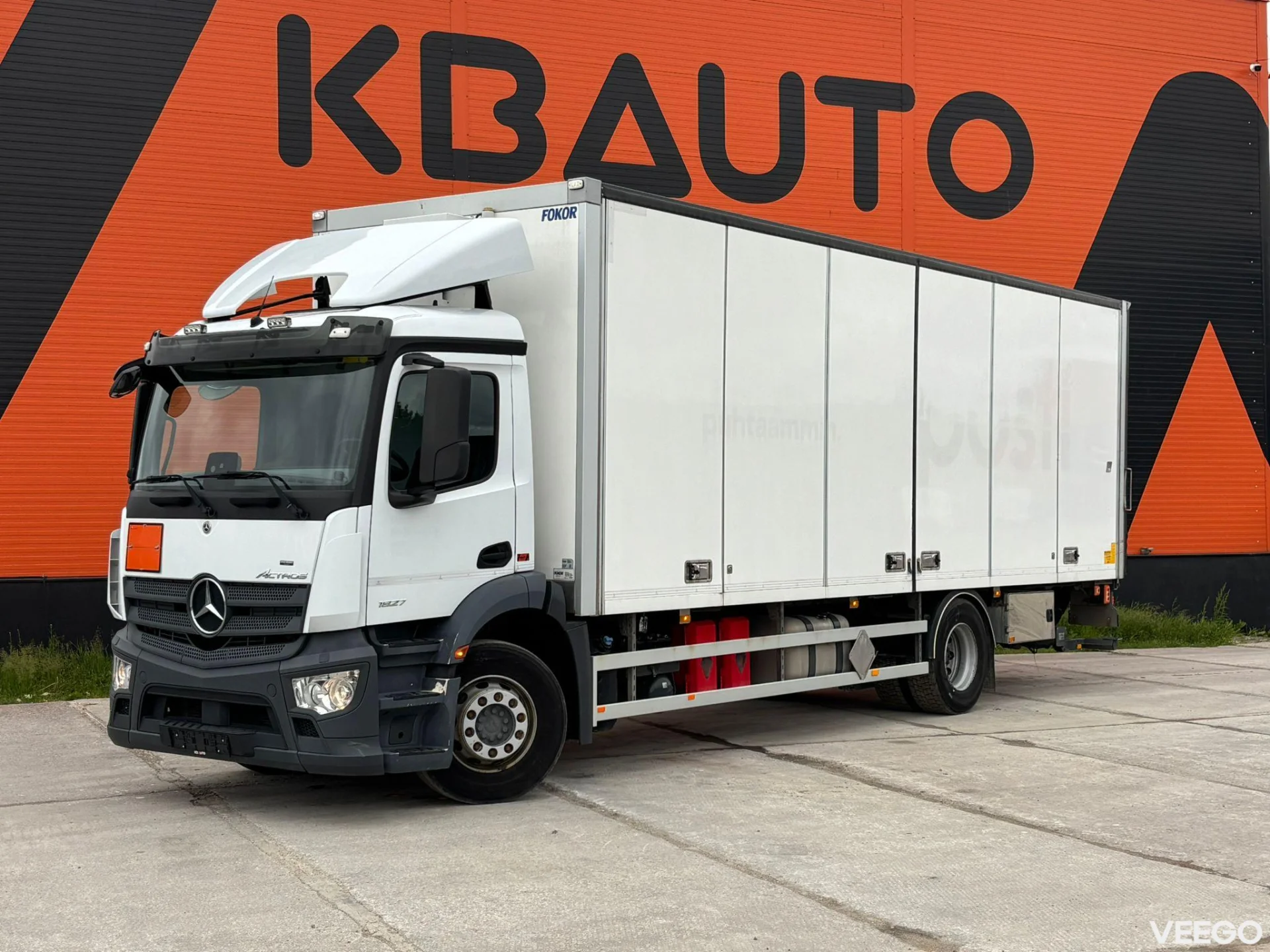 Mercedes-Benz Actros BOX L=8510 mm 270kW