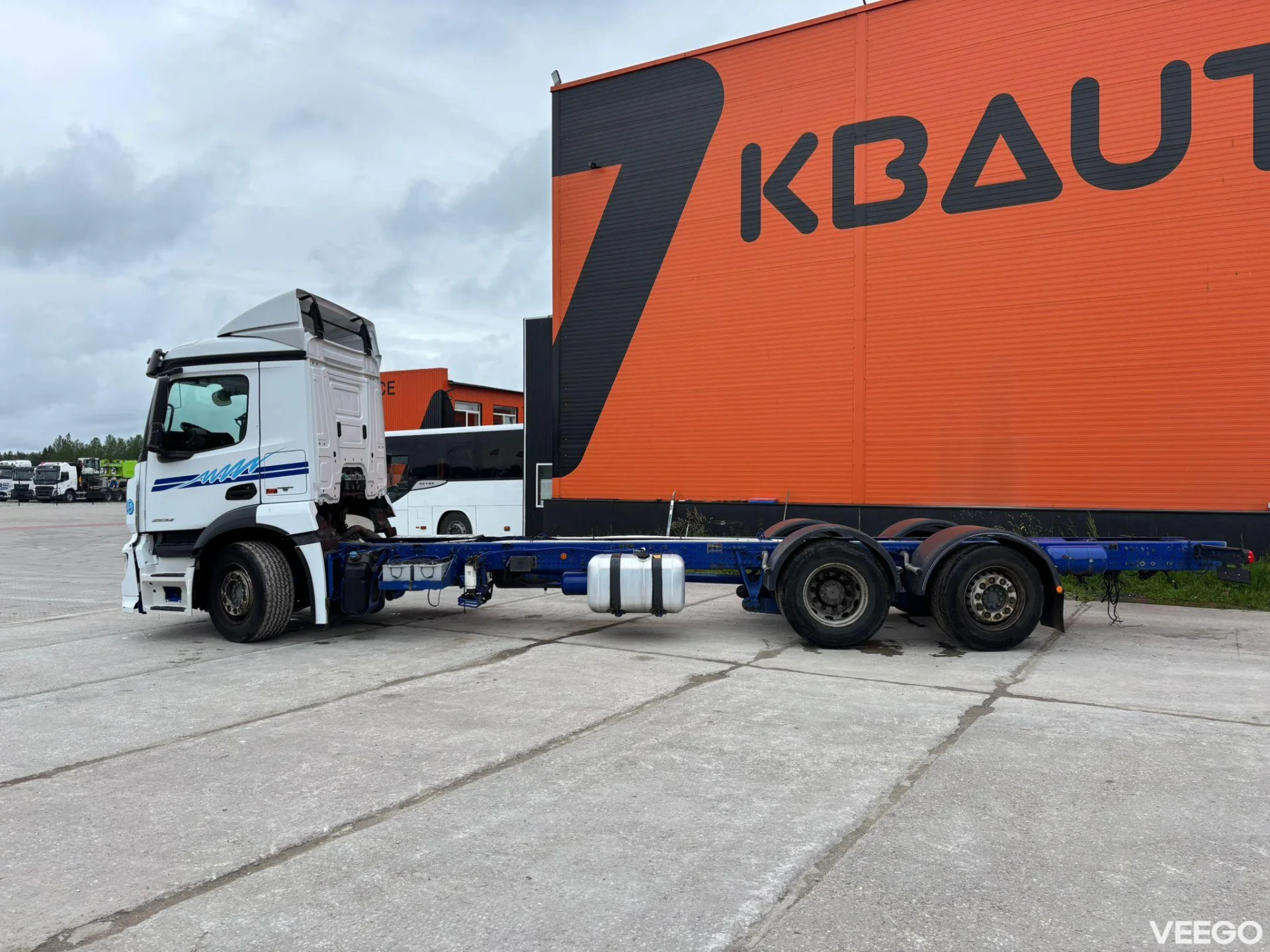 Mercedes-Benz Antos CHASSIS L=8792 mm 320kW