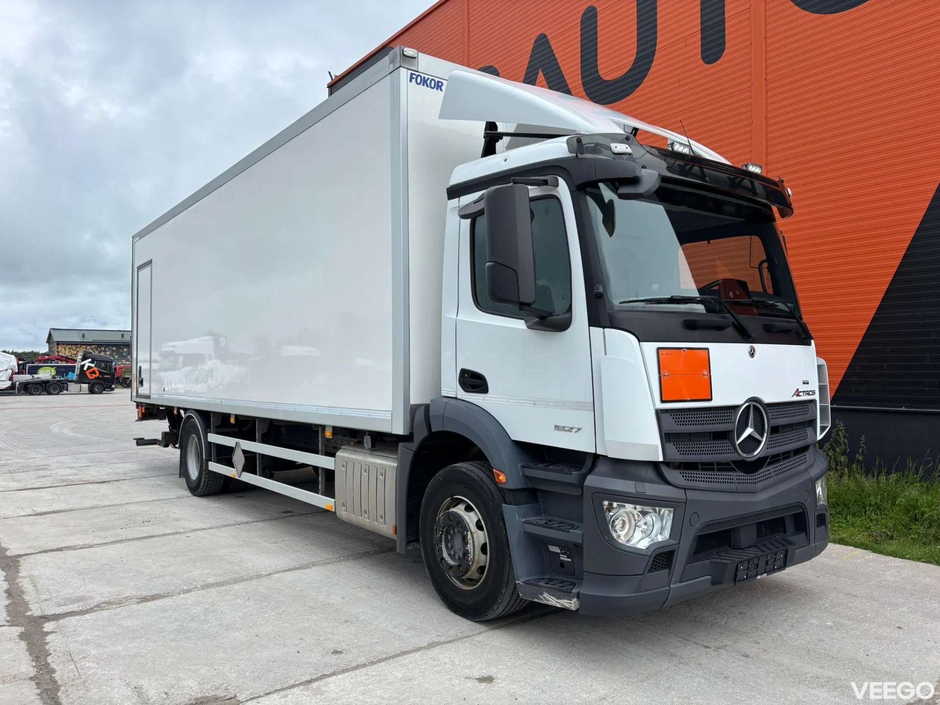 Mercedes-Benz Actros BOX L=8510 mm 270kW