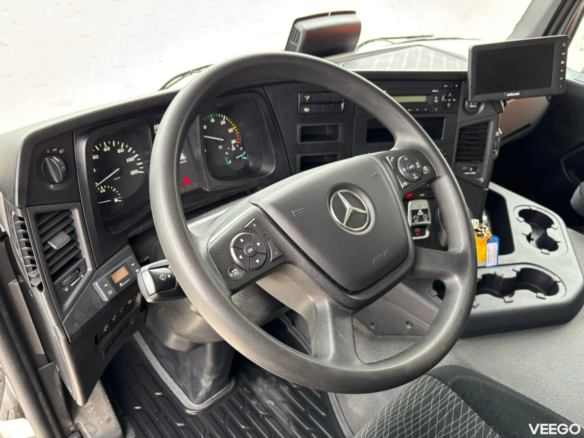 Mercedes-Benz Actros BOX L=8510 mm 270kW