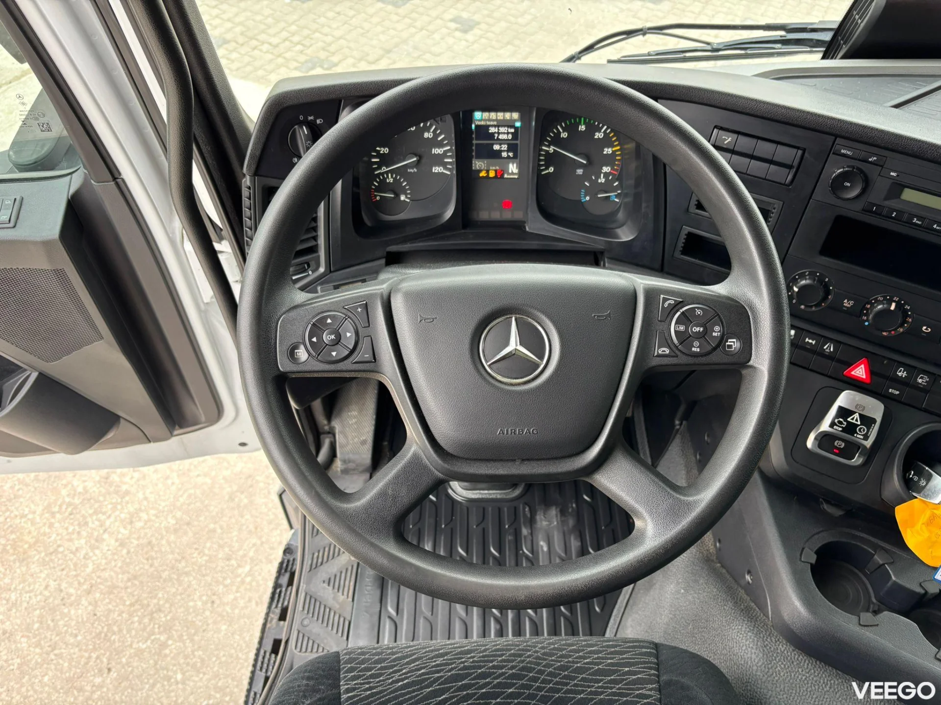 Mercedes-Benz Actros BOX L=8510 mm 270kW