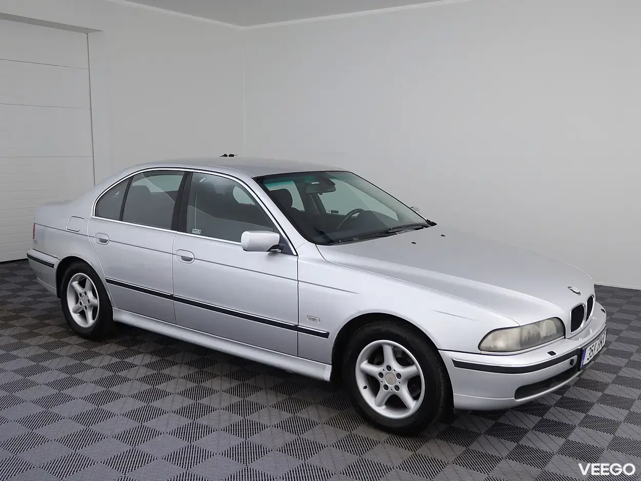 BMW 520 2.0 110kW