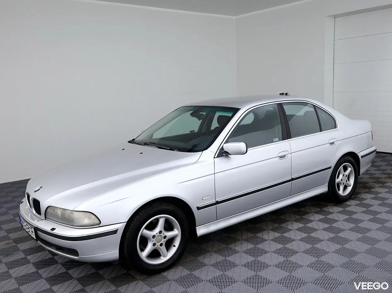 BMW 520 2.0 110kW