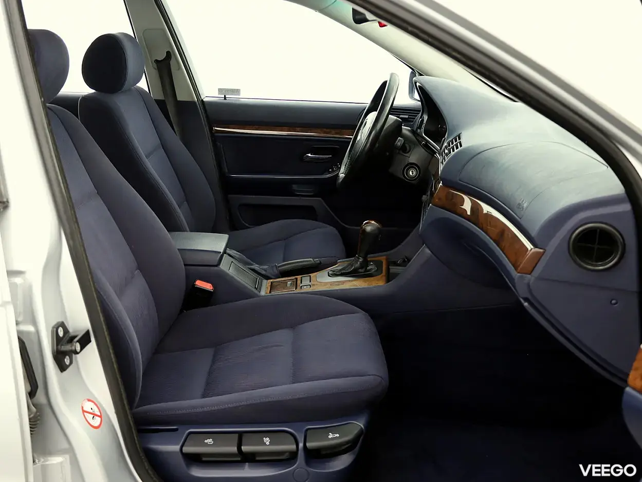 BMW 520 2.0 110kW
