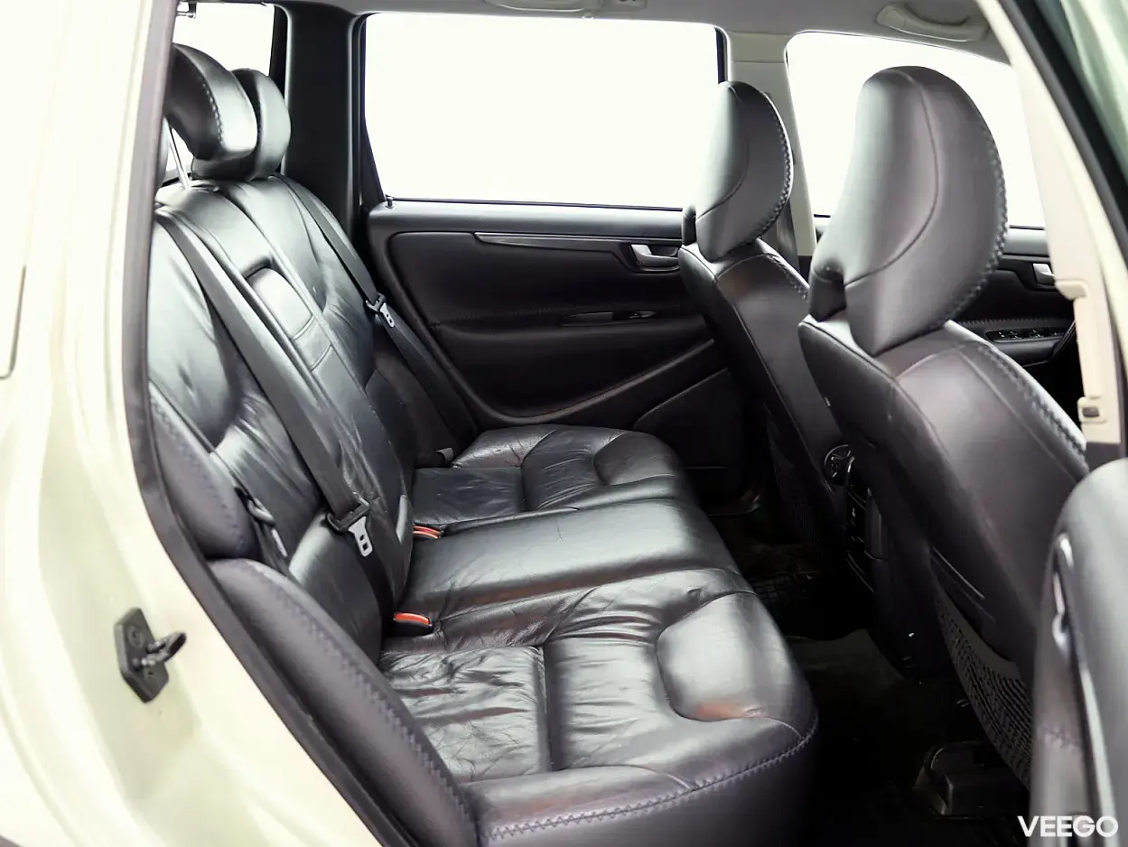 Volvo XC70 2.4 136kW