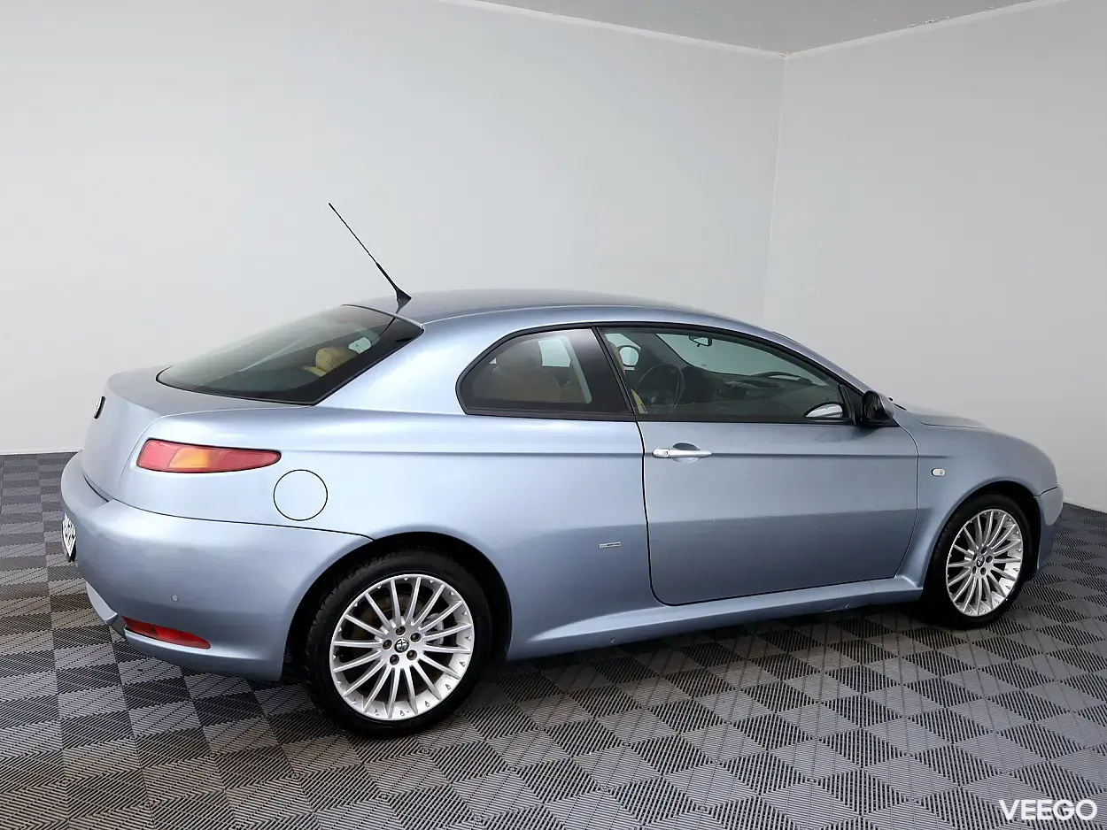 Alfa Romeo GT 2.0 122kW