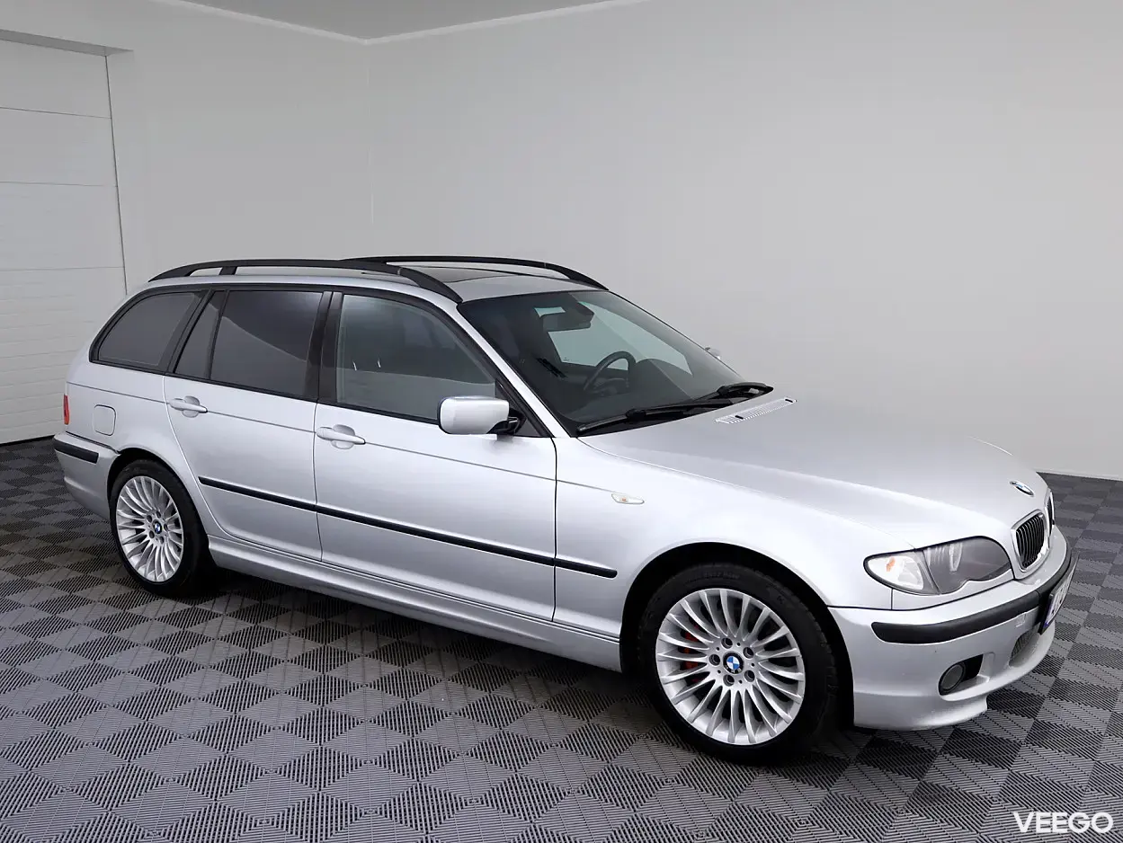 BMW 330 3.0 135kW