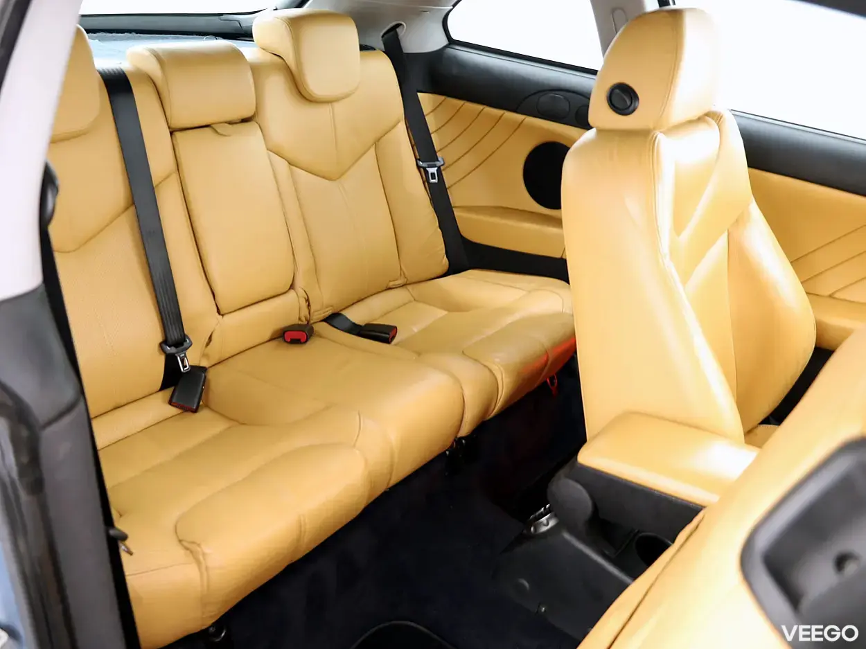 Alfa Romeo GT 2.0 122kW
