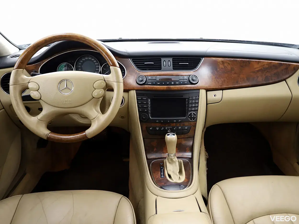 Mercedes-Benz CLS320 3.0 166kW